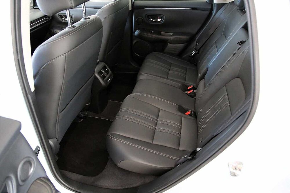 Honda ZR-V e: HEV Advance SHZ v+h Pano HUD Bose e-Sitze