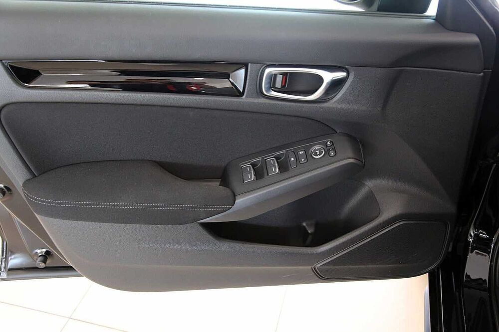 Honda Civic Lim. 5-trg e: HEV Elegance RFK Navi SHZ DAB
