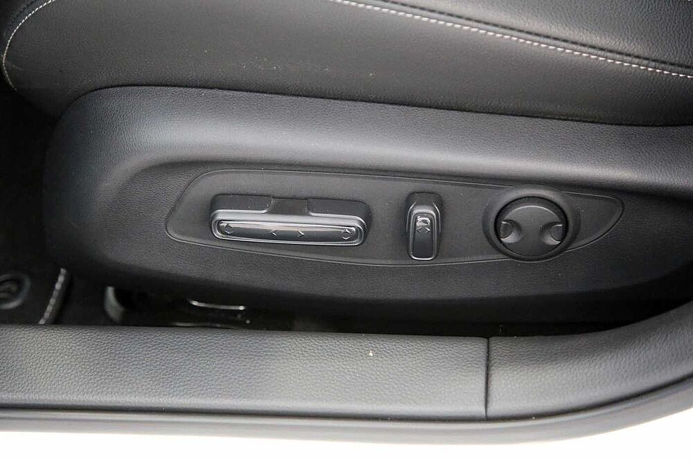 Honda Civic Lim. 5-trg. e: HEV Advance AZV Pano Bose