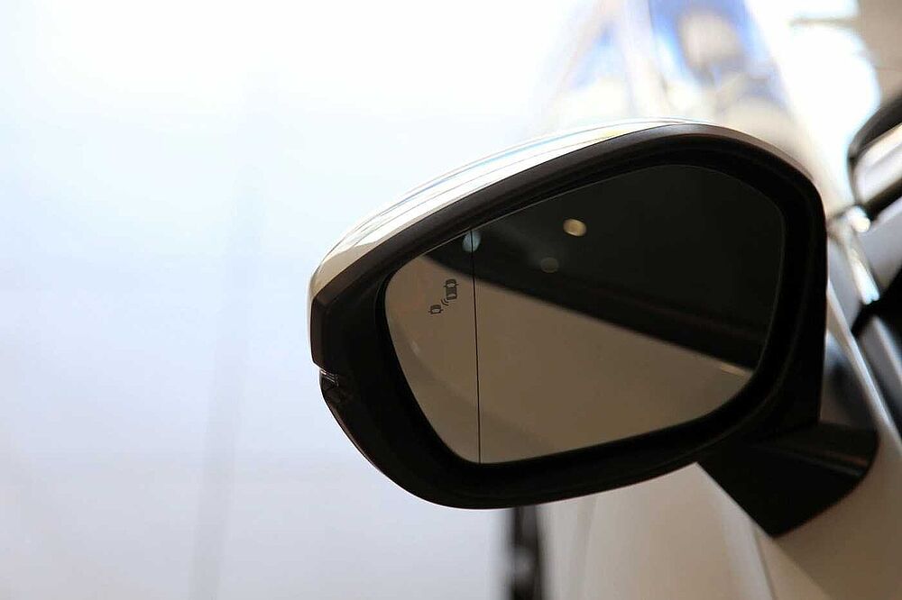 Honda Civic Lim. 5-trg. e: HEV Advance AZV Pano Bose