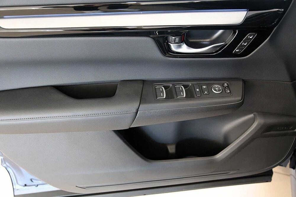 Honda CR-V e: HEV Advance Style AWD 10km HUD Bose