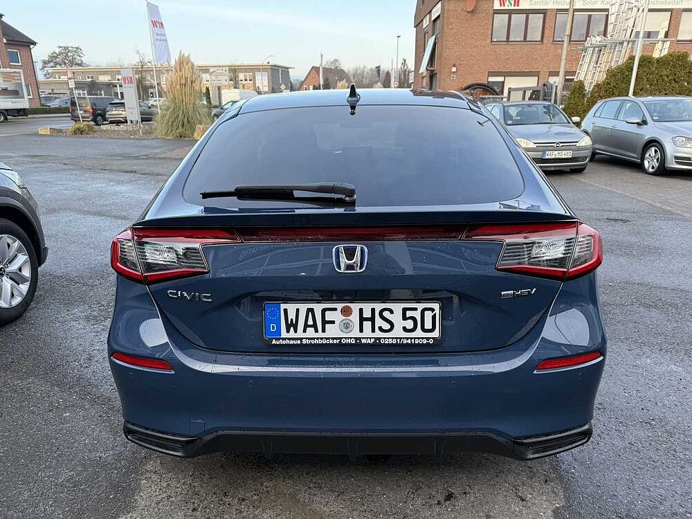Honda Civic e: HEV 2.0 i-MMD Hybrid Advance
