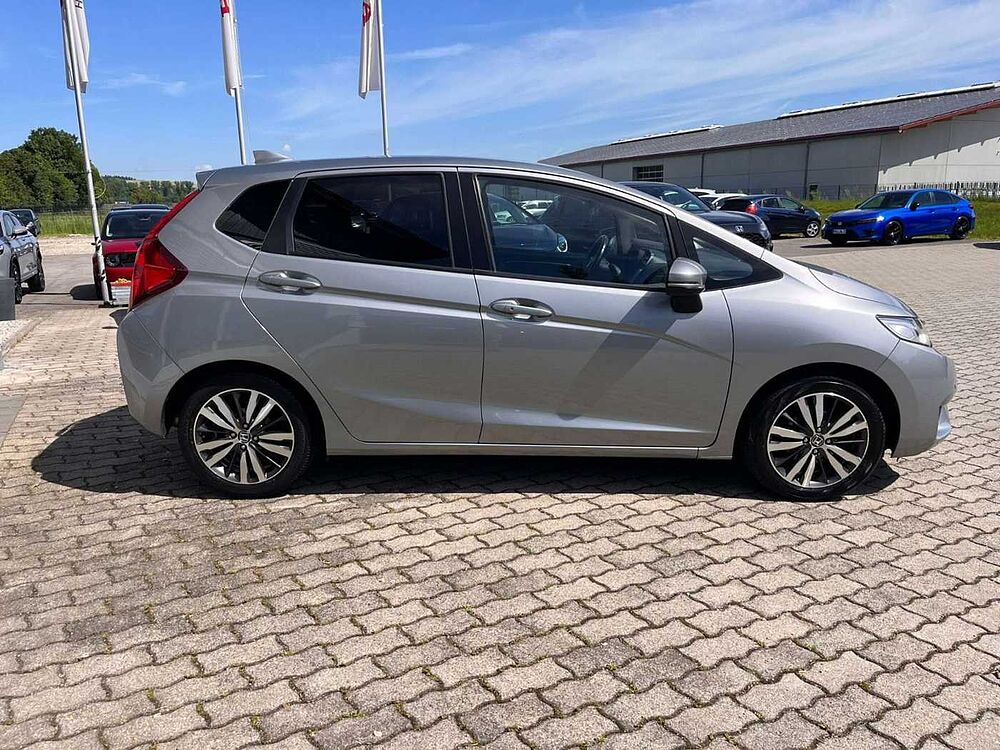 Honda Jazz 1.3 i-VTEC Elegance 1.5 i-Vtec unrep. HAGEL!