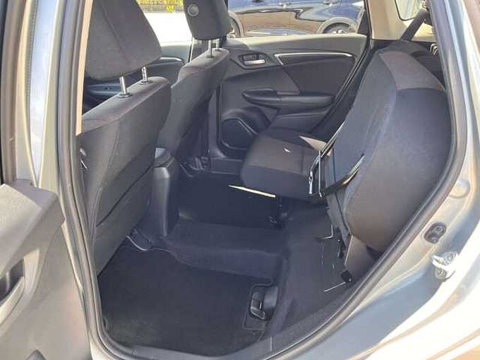 Honda Jazz 1.3 i-VTEC Elegance 1.5 i-Vtec unrep.HAGEL!