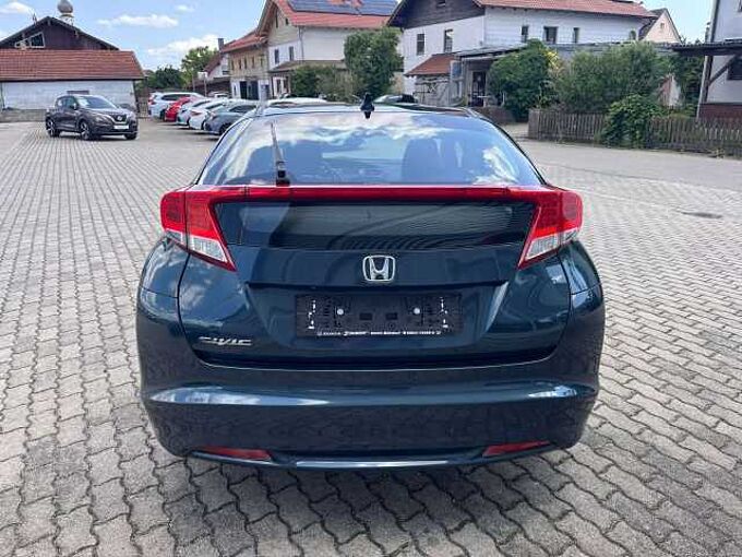 Honda Civic 1.8 i-VTEC Sport