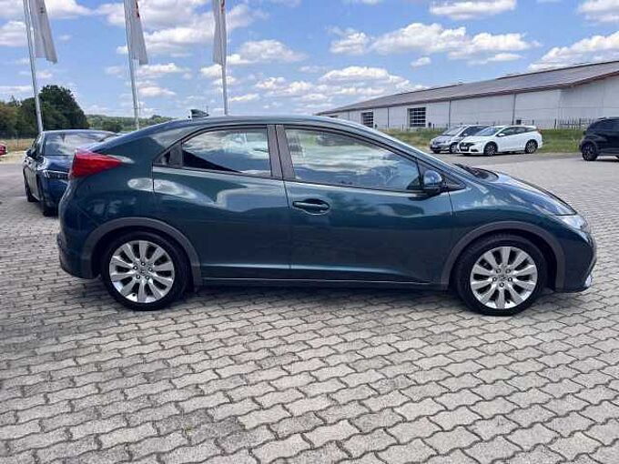 Honda Civic 1.8 i-VTEC Sport