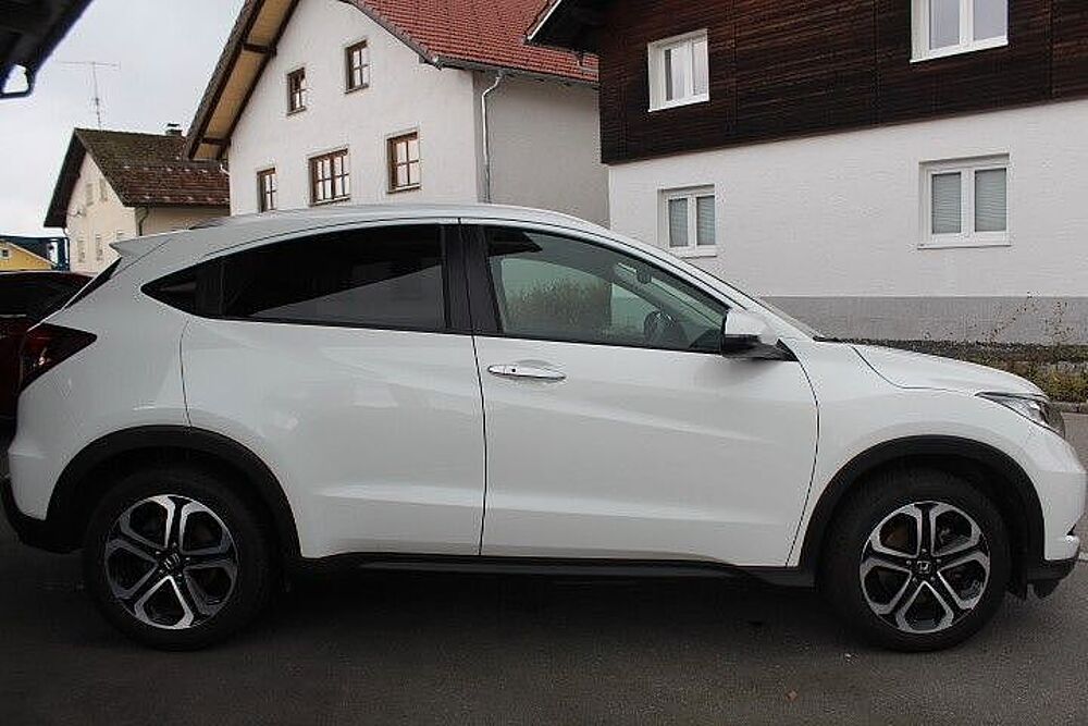 Honda HR-V 1.5 i-VTEC Executive, Navi