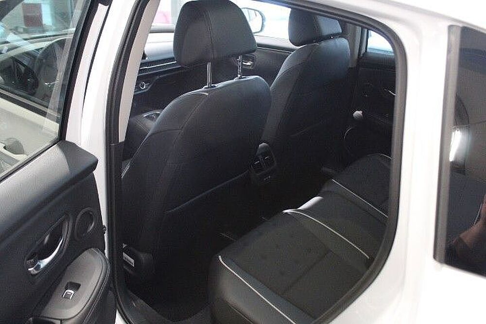 Honda ZR-V Sport mit Tote-Winkel-A.