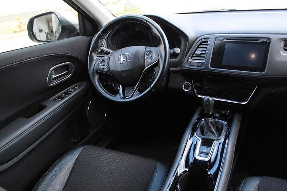 Honda HR-V 1.5 i-VTEC Executive, Navi, Kamera, LED