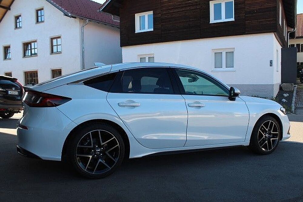 Honda Civic 2.0 Hybrid Advance