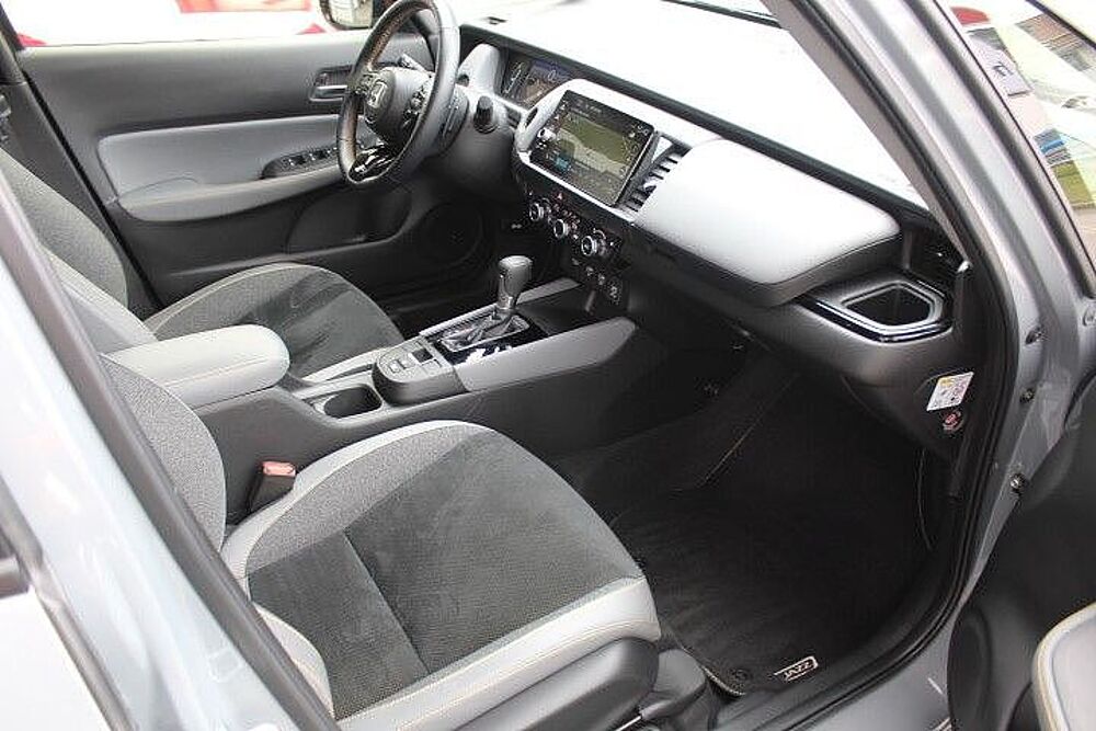 Honda Jazz Advance Sport