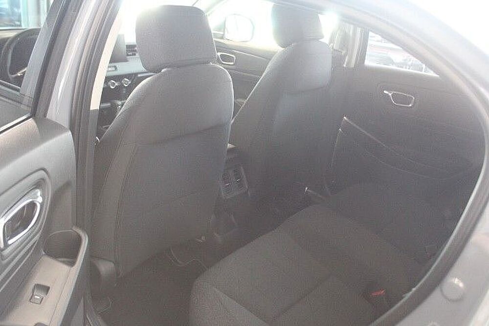 Honda HR-V 1.5 e: HEV Hybrid Elegance MJ27