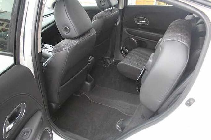 Honda HR-V 1.5 i-VTEC Executive, Navi