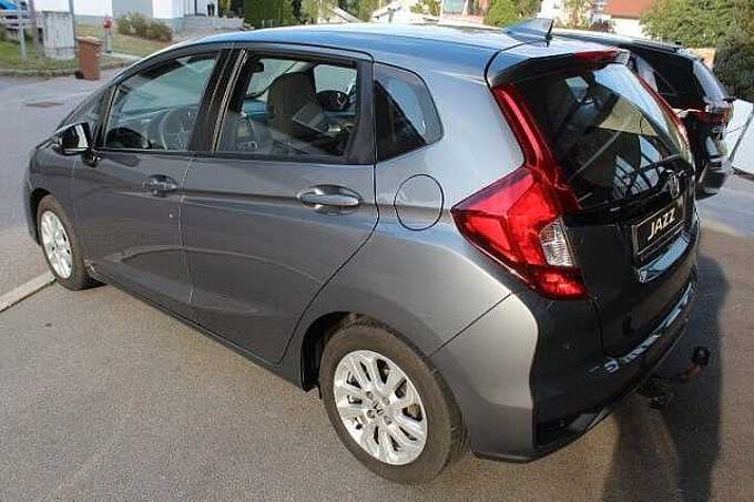 Honda Jazz 1.3 i-VTEC Comfort, AHK, Navi
