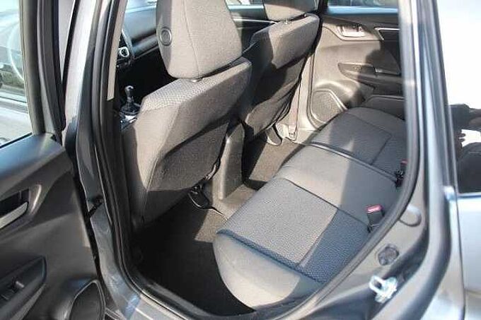Honda Jazz 1.3 i-VTEC Comfort, AHK, Navi