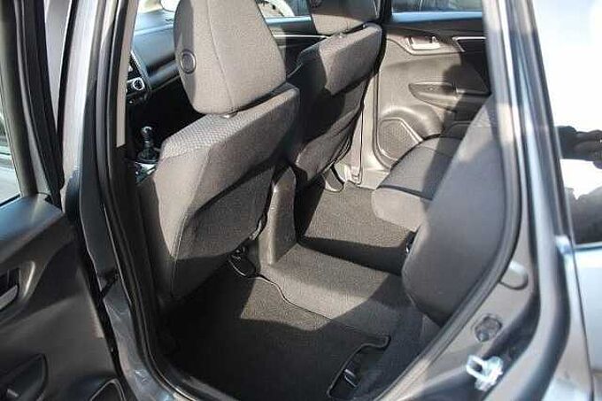 Honda Jazz 1.3 i-VTEC Comfort, AHK, Navi