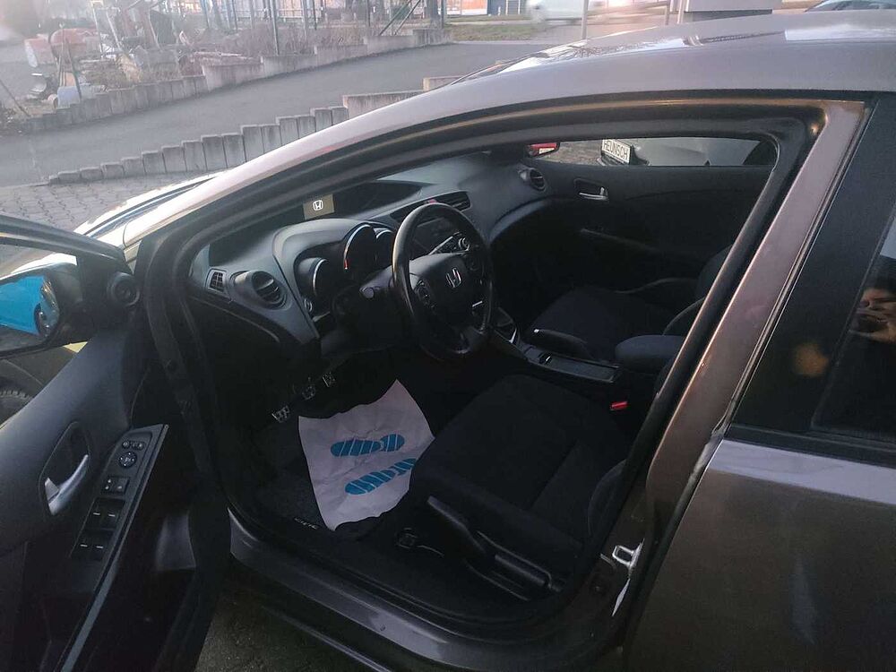 Honda Civic Civic 1.8 i-VTEC Sport