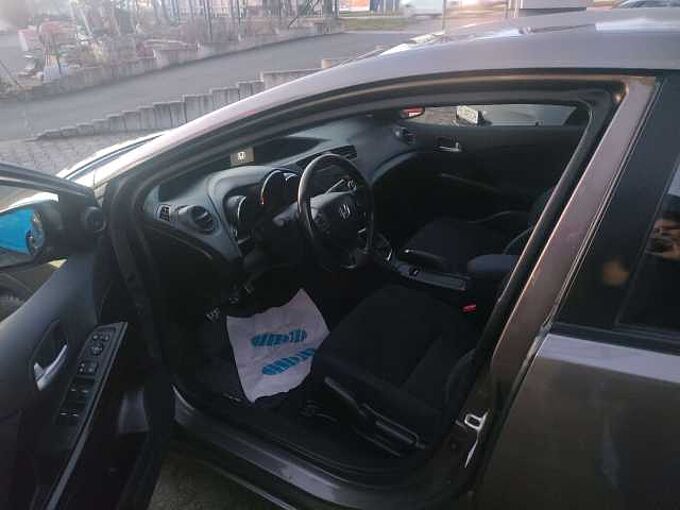 Honda Civic Civic 1.8 i-VTEC Sport