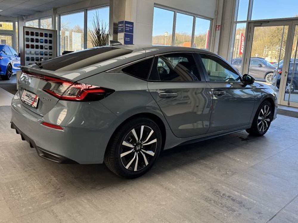 Honda Civic Lim. 5-trg. e: HEV Elegance, Navi