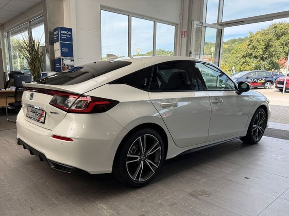 Honda Civic Lim. 5-trg. e: HEV Advance, MJ 2026, Navi