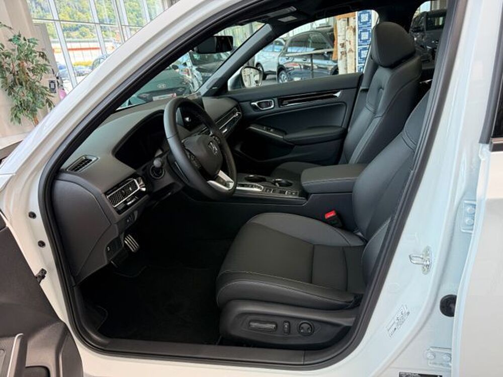 Honda Civic Lim. 5-trg. e: HEV Advance, MJ 2026, Navi