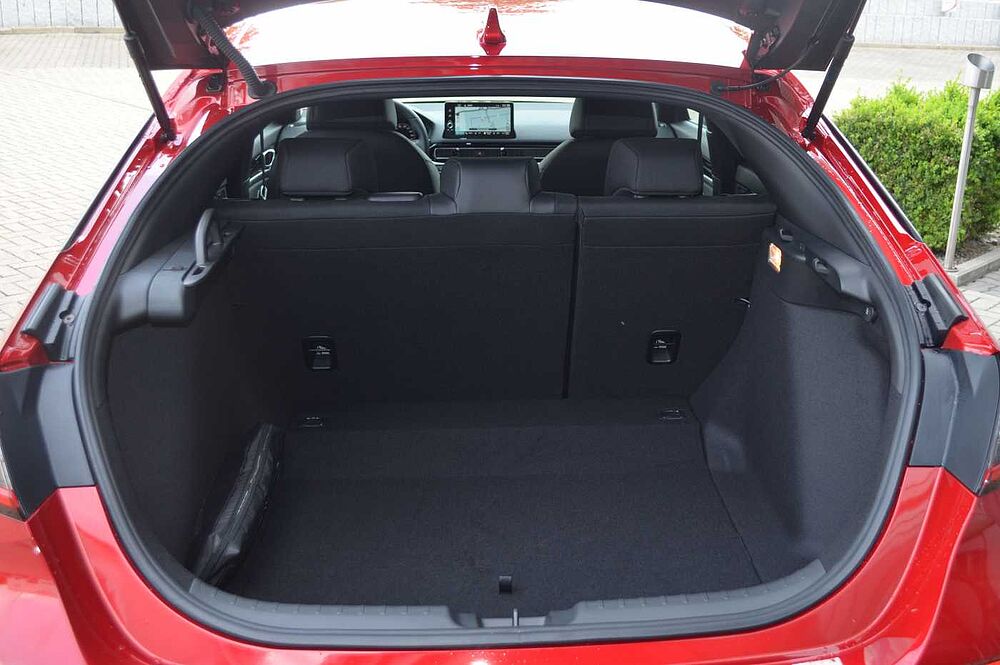 Honda Civic e: HEV 2.0 i-MMD Hybrid Sport