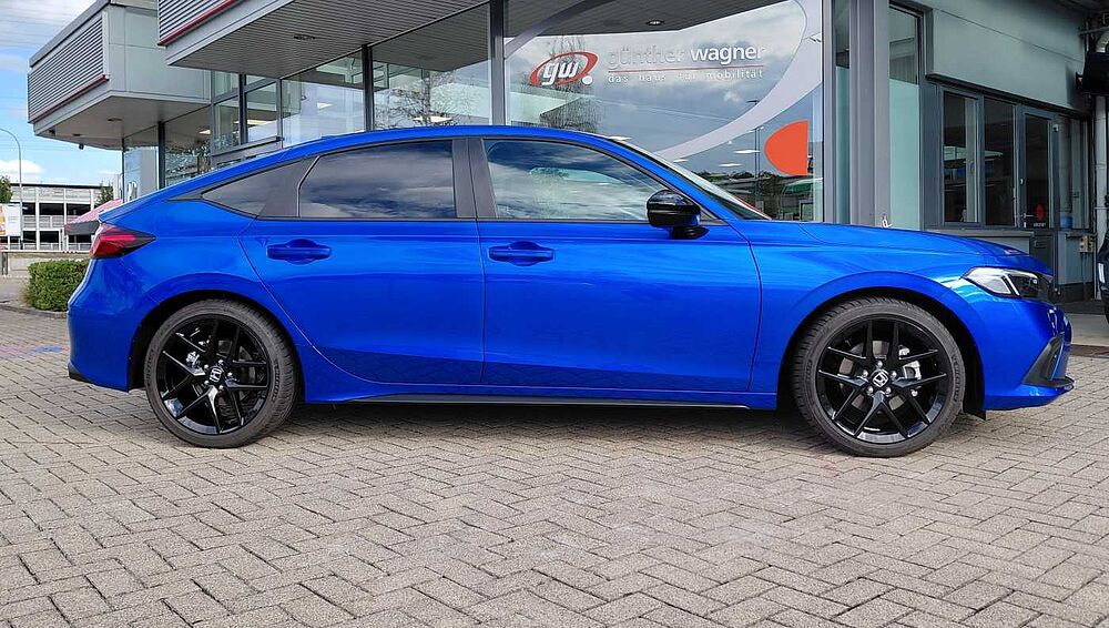 Honda Civic e: HEV 2.0 i-MMD Hybrid Sport