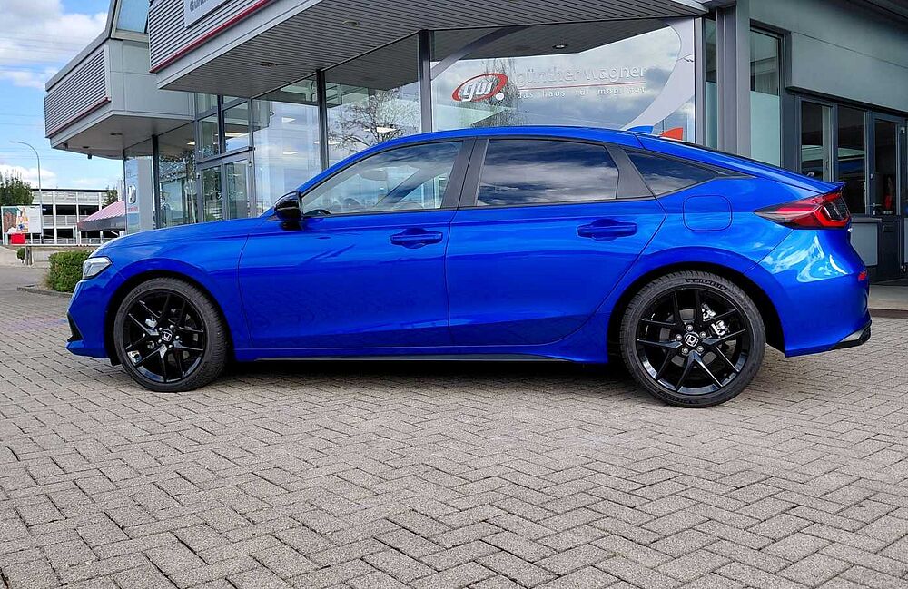 Honda Civic e: HEV 2.0 i-MMD Hybrid Sport