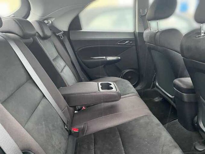 Honda Civic 1.4 i-VTEC Sport