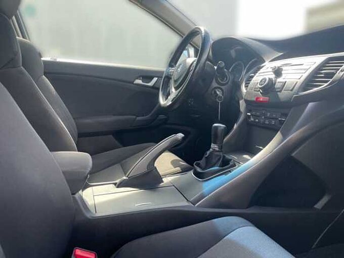 Honda Accord 2.0 Elegance 50 Jahre Edition *8fach bereift*