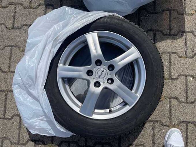 Honda Accord 2.0 Elegance 50 Jahre Edition *8fach bereift*