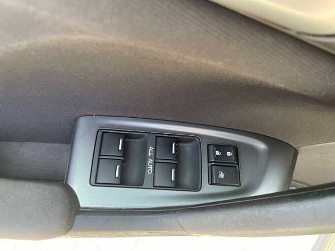 Honda Accord 2.0 Elegance 50 Jahre Edition *8fach bereift*