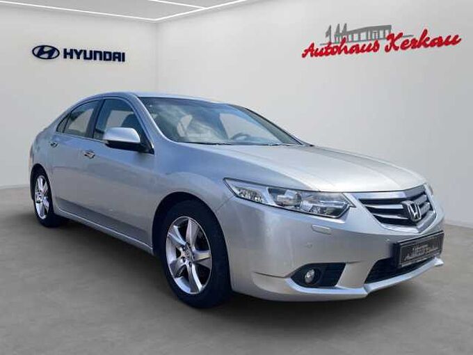 Honda Accord 2.0 Elegance 50 Jahre Edition *8fach bereift*