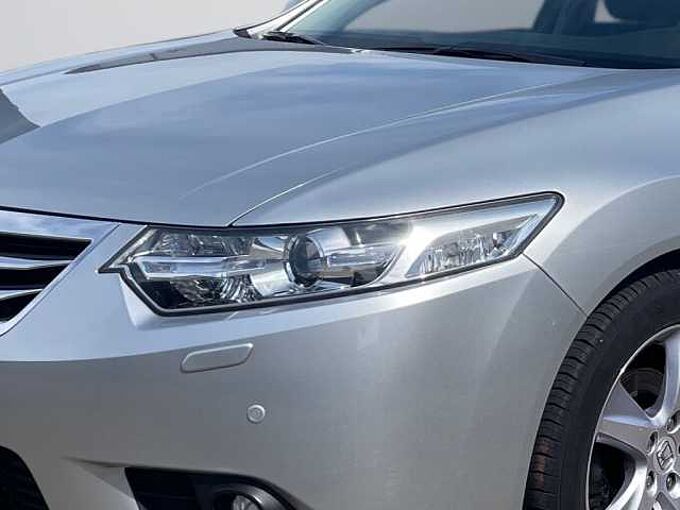 Honda Accord 2.0 Elegance 50 Jahre Edition *8fach bereift*
