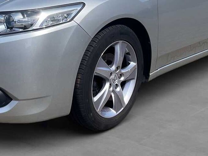 Honda Accord 2.0 Elegance 50 Jahre Edition *8fach bereift*