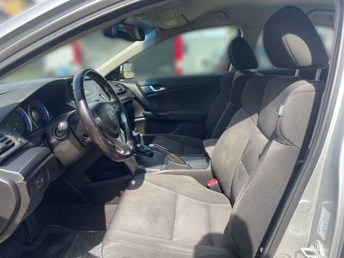 Honda Accord 2.0 Elegance 50 Jahre Edition *8fach bereift*