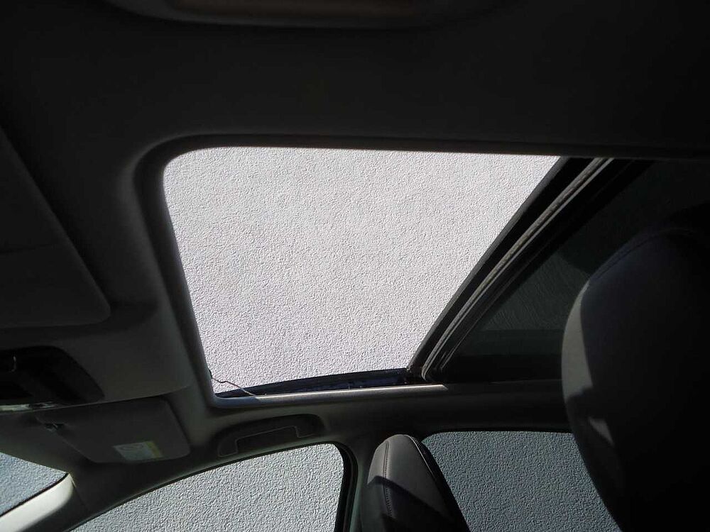 Honda HR-V 1.5 i-VTEC Executive*LED*Pano*SHZ* Klima