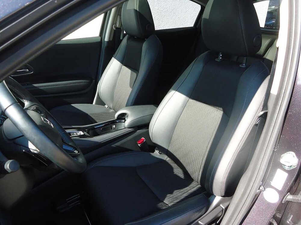 Honda HR-V 1.5 i-VTEC Executive*LED*Pano*SHZ* Klima