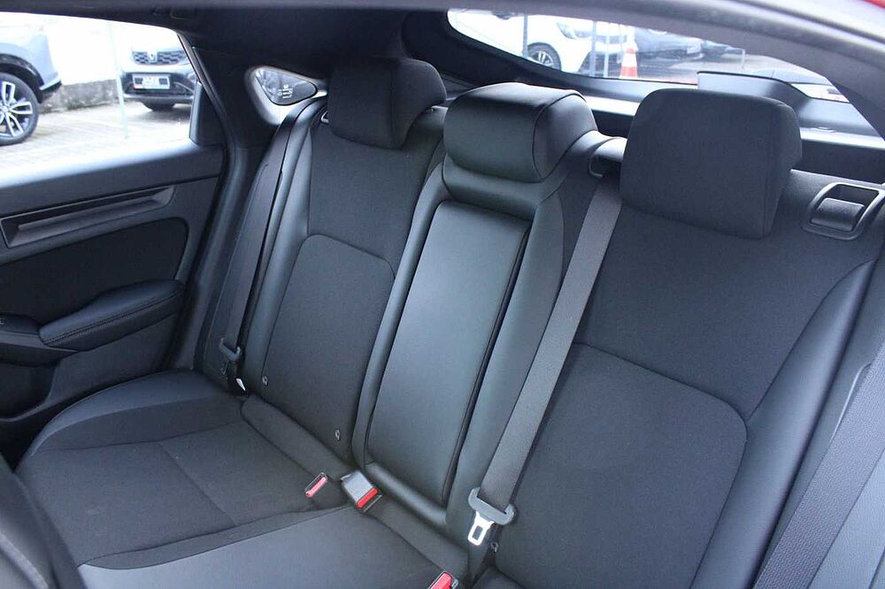 Honda Civic e: HEV Sport