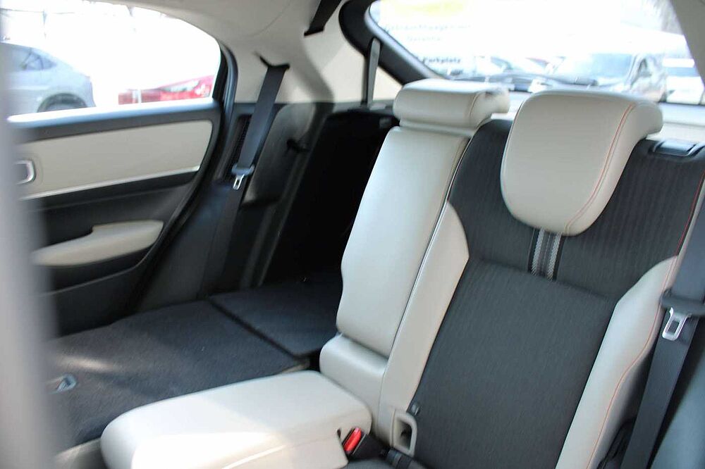 Honda HR-V Hybrid 1,5 Advance Style