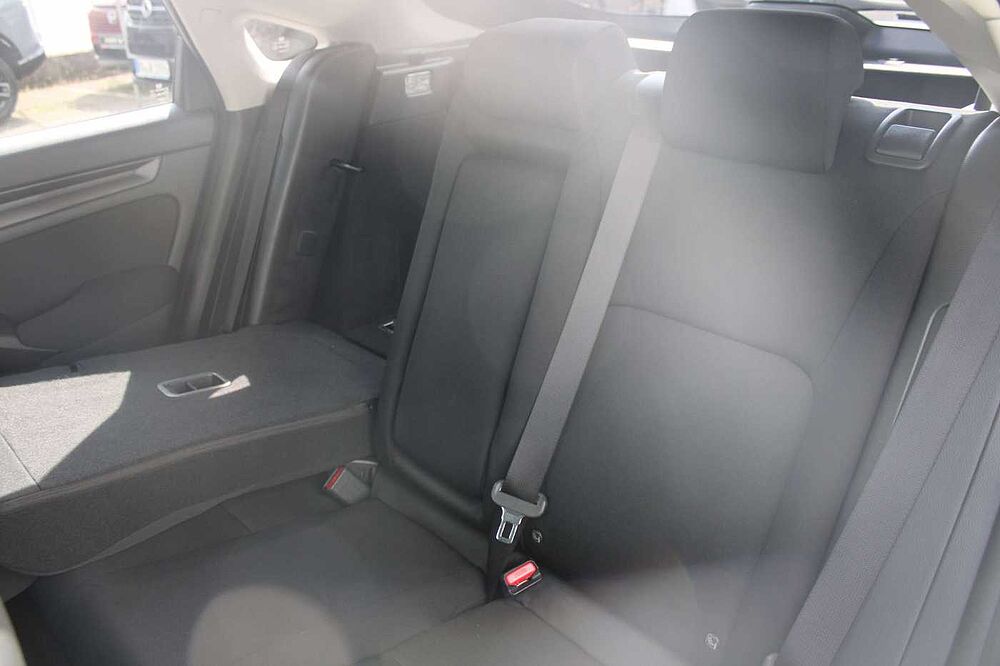 Honda Civic e: HEV Elegance