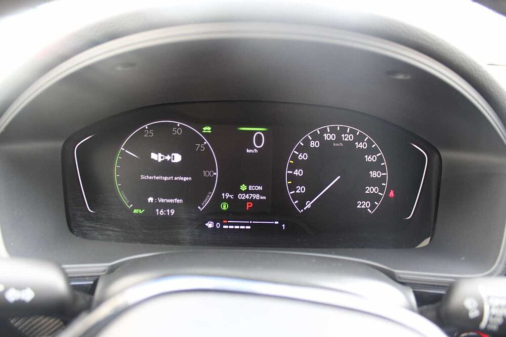 Honda Civic e: HEV Elegance