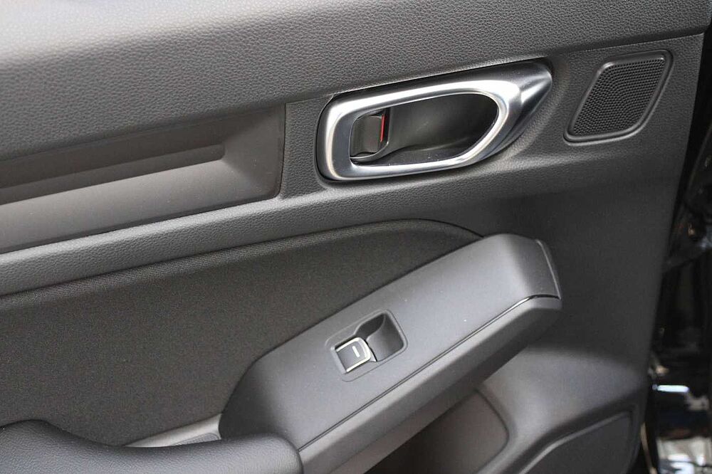 Honda Civic e: HEV Sport