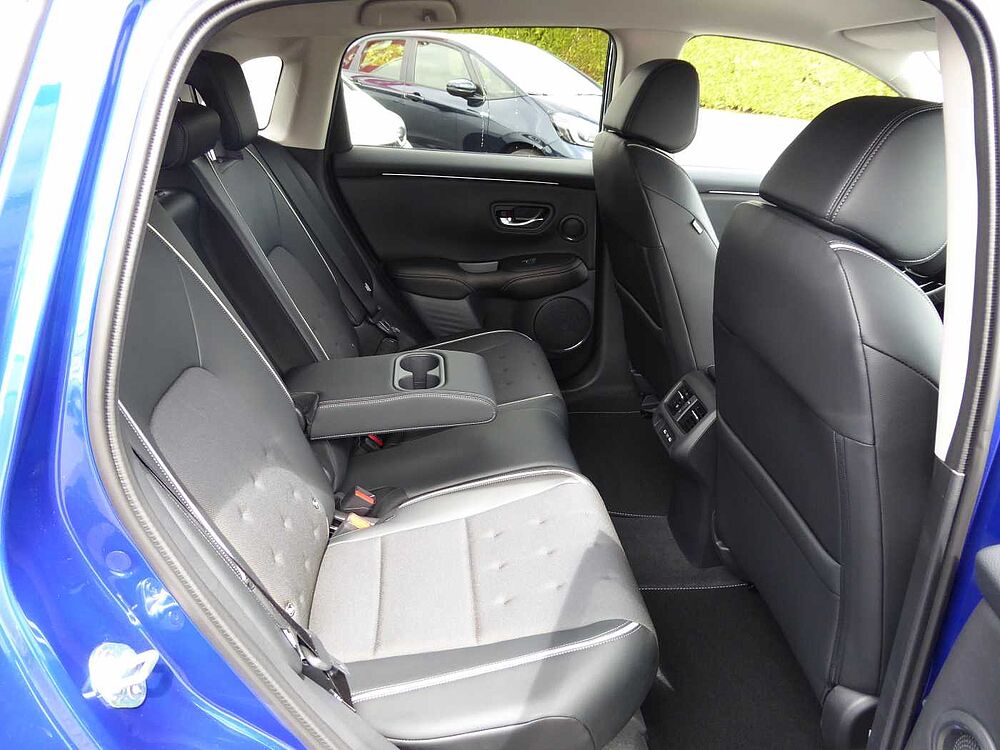 Honda ZR-V e: HEV Sport / Navi / ACC