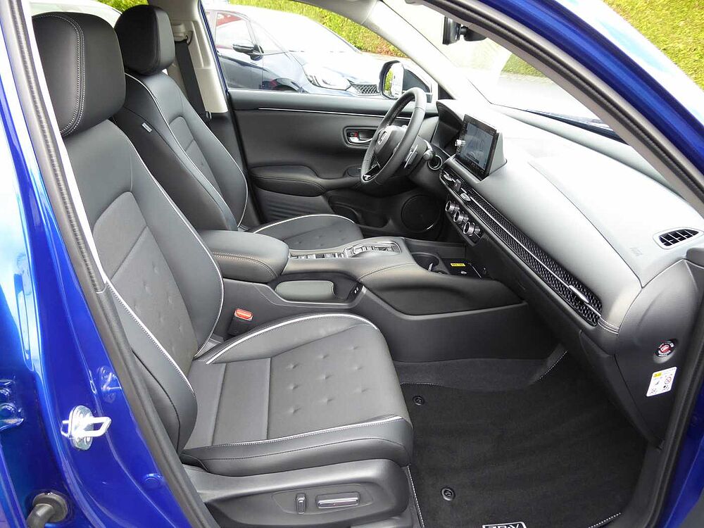 Honda ZR-V e: HEV Sport / Navi / ACC