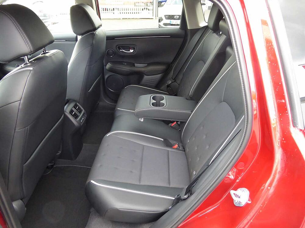 Honda ZR-V e: HEV Sport / Navi / ACC