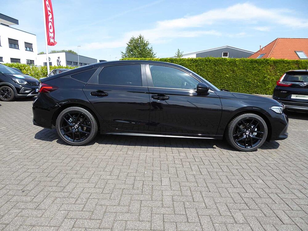 Honda Civic e: HEV 2.0 i-MMD Hybrid Sport