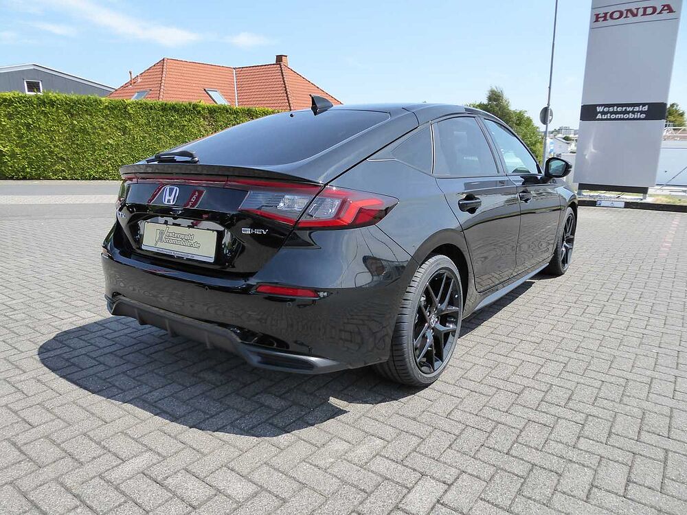 Honda Civic e: HEV 2.0 i-MMD Hybrid Sport