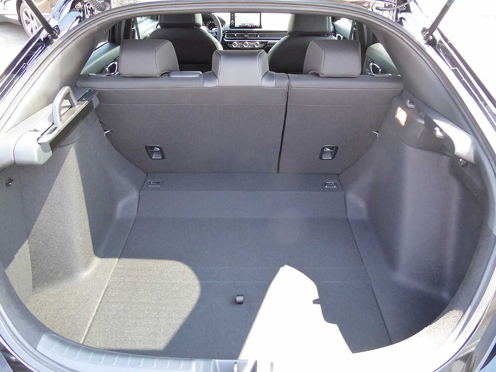 Honda Civic e: HEV 2.0 i-MMD Hybrid Sport