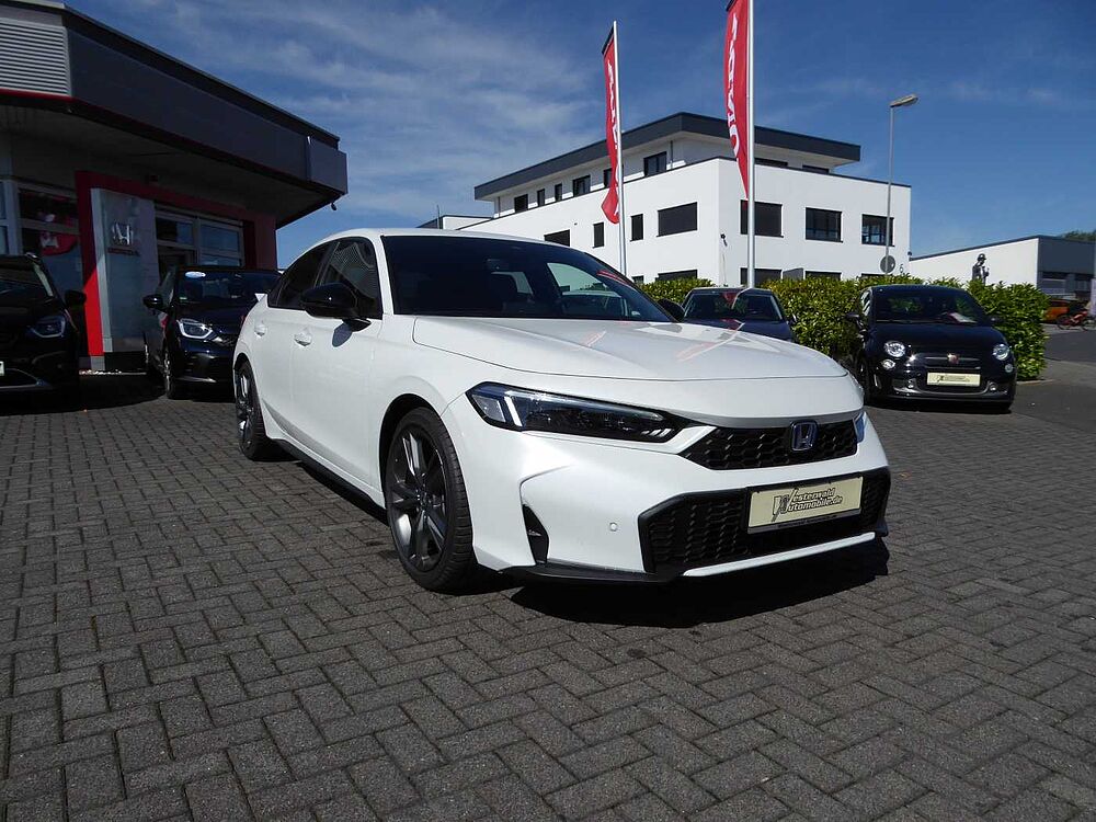 Honda Civic e: HEV 2.0 i-MMD Hybrid Sport / AHK
